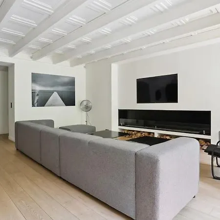 Gorgeous Family Apt Terrace - 16 Parigi